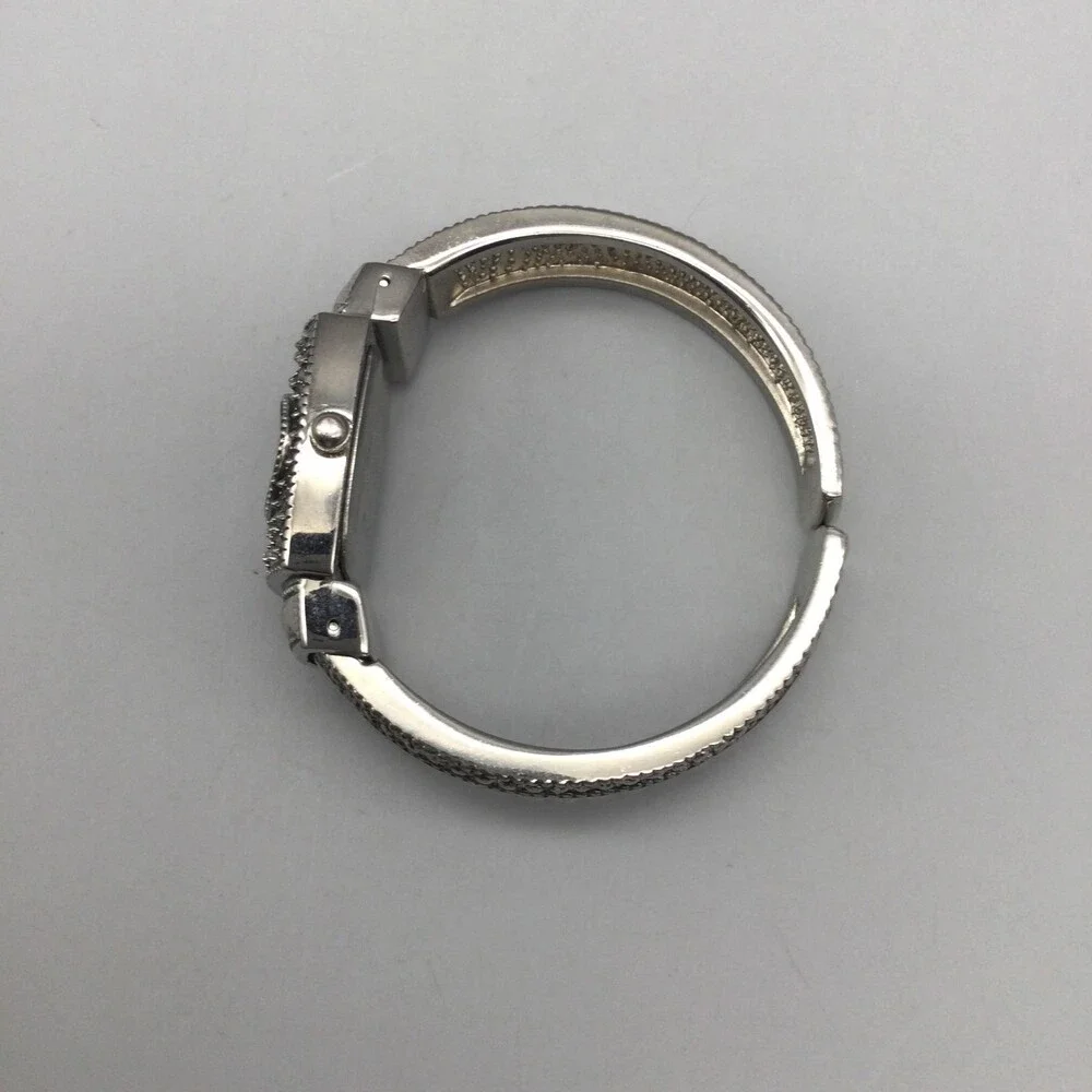 USS Womens Watch 21mm Blue Dial Silver Tone Marcasite Style Bangle New Battery